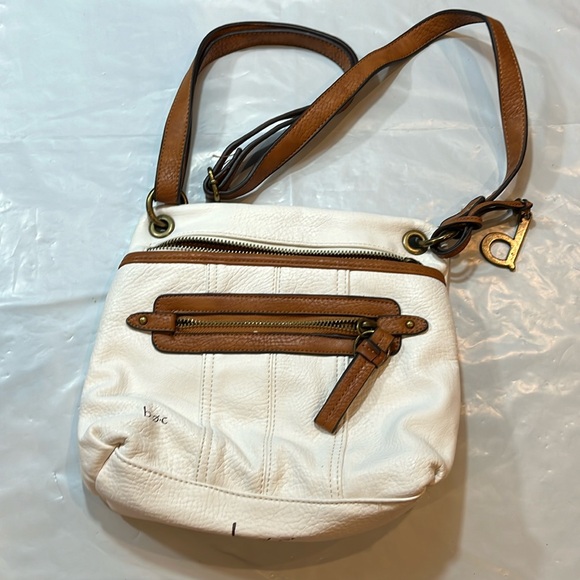 B.O.C. CROSSBODY PURSE Born Concept WHITE LEATHER brown accents Mccammon  10”x9” - Picture 2 of 13